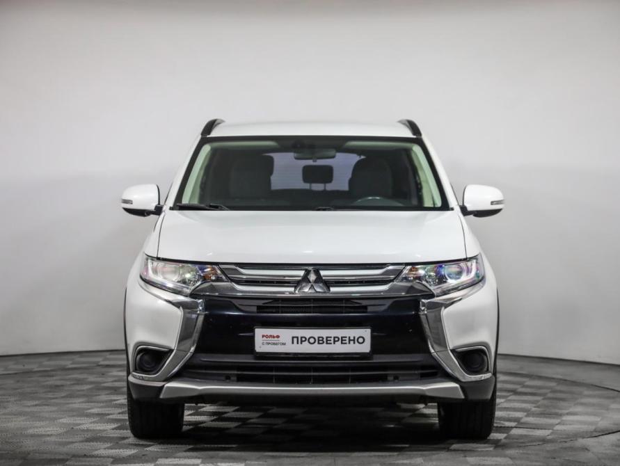 Mitsubishi Outlander III Рестайлинг 2 Санкт-Петербург  - изображение 2