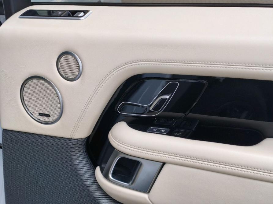 Land Rover Range Rover IV Рестайлинг Санкт-Петербург  - изображение 16