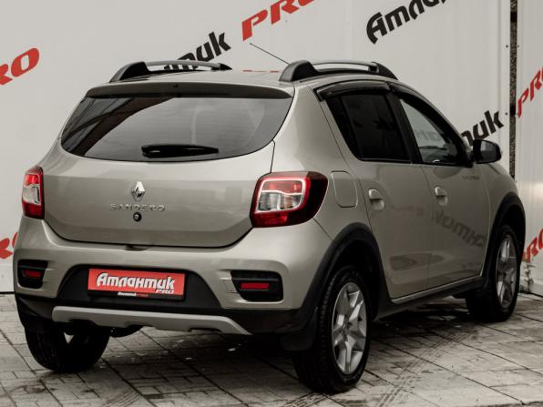Renault Sandero II Рестайлинг с пробегом 2021 года, цена 1 475 000 рублей, 36903 км, хэтчбек, Автокод Объявления