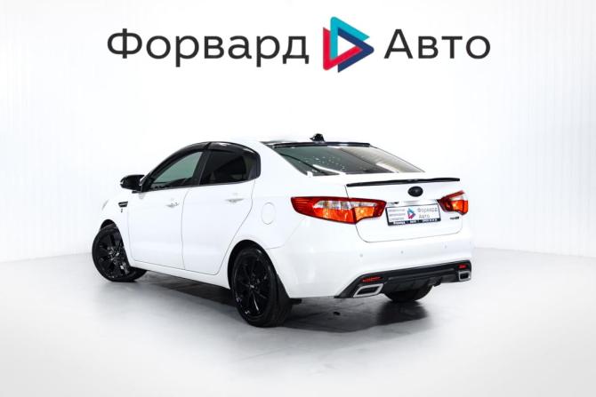 Kia Rio III Рестайлинг с пробегом 2015 года, цена 1 350 000 рублей, 84030 км, седан, Автокод Объявления