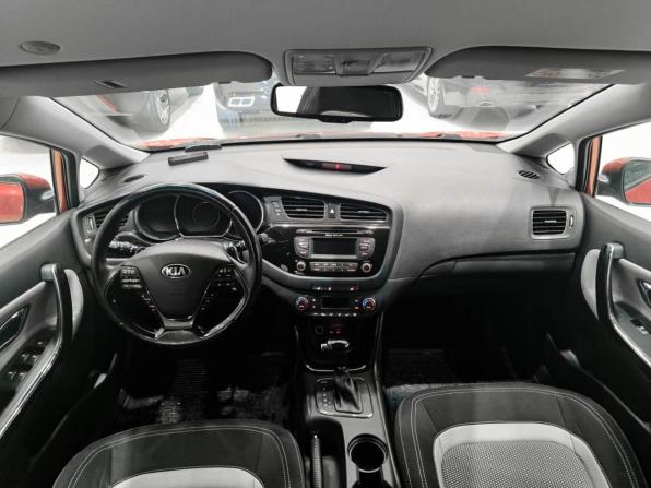 Kia Ceed II с пробегом 2015 года, цена 1 250 000 рублей, 79117 км, хэтчбек, Автокод Объявления
