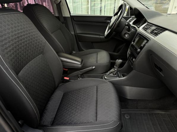 Skoda Rapid I с пробегом 2016 года, цена 880 000 рублей, 244152 км, лифтбек, Автокод Объявления