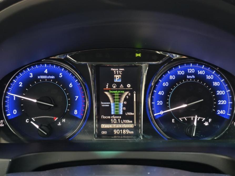 Toyota Camry VII (XV50) Рестайлинг Курск  - изображение 12