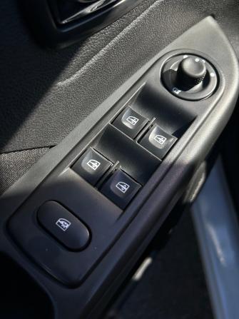 Renault Kaptur I с пробегом 2016 года, цена 1 270 000 рублей, 133264 км, внедорожник, Автокод Объявления