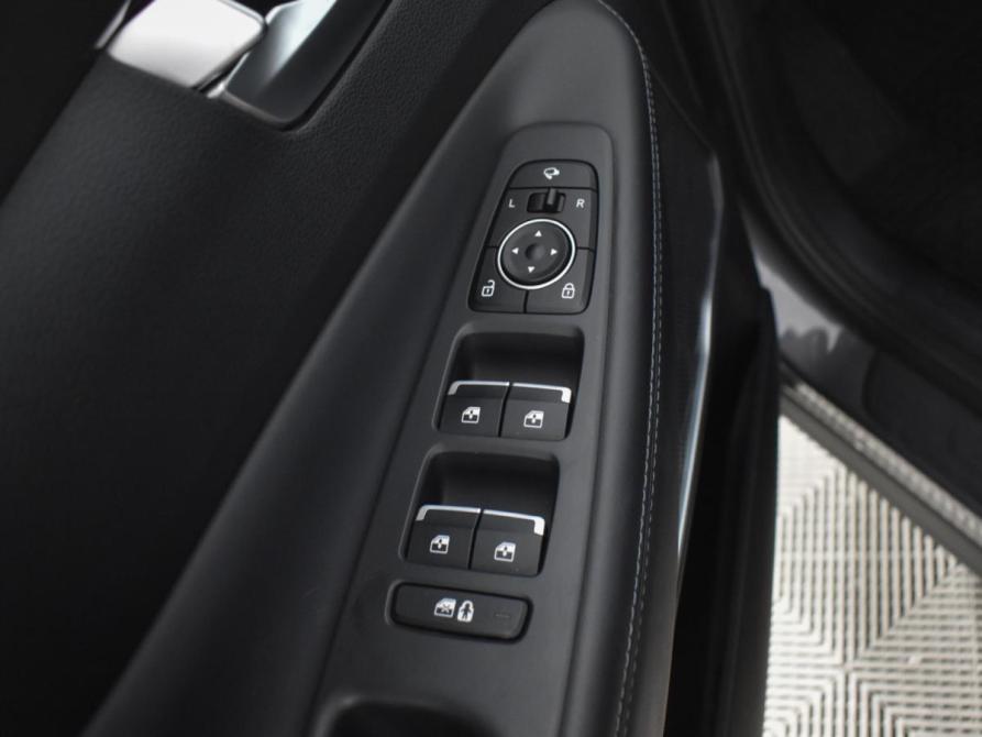 Hyundai Santa Fe IV Рестайлинг Санкт-Петербург  - изображение 19