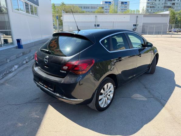 Opel Astra J Рестайлинг с пробегом 2014 года, цена 789 900 рублей, 128338 км, хэтчбек, Автокод Объявления