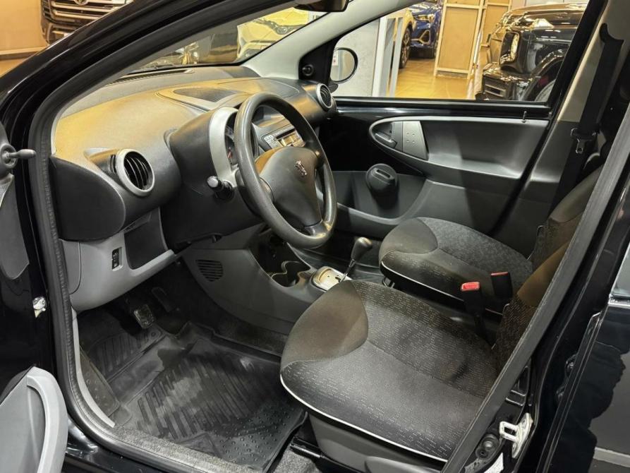 Peugeot 107 I Рестайлинг Красноярск  - изображение 11