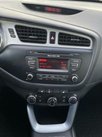 Kia Ceed II с пробегом 2015 года, цена 1 135 000 рублей, 141549 км, хэтчбек, Автокод Объявления