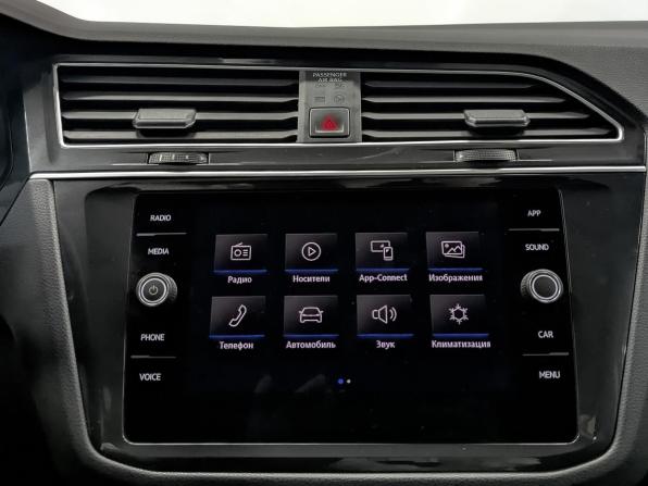 Volkswagen Tiguan II с пробегом 2019 года, цена 2 550 000 рублей, 70693 км, внедорожник, Автокод Объявления