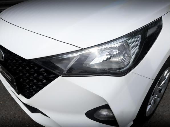Hyundai Solaris II Рестайлинг с пробегом 2022 года, цена 1 625 000 рублей, 87026 км, седан, Автокод Объявления