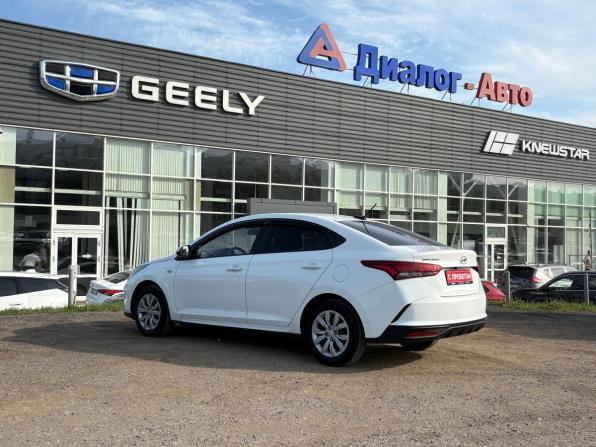 Hyundai Solaris II Рестайлинг с пробегом 2020 года, цена 1 318 000 рублей, 106812 км, седан, Автокод Объявления