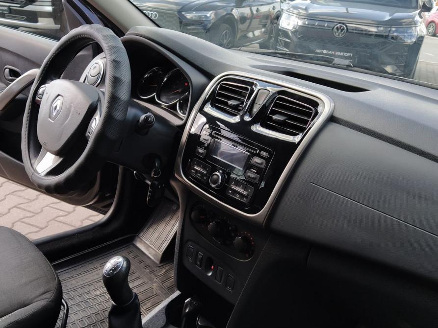 Renault Sandero II Екатеринбург  - изображение 19
