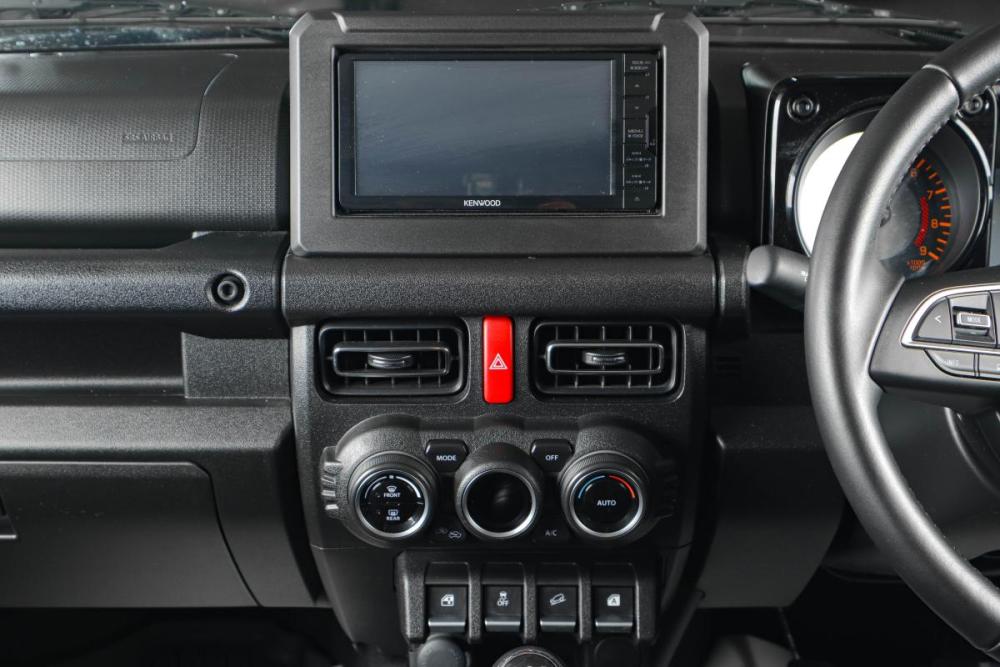 Suzuki Jimny IV Тюмень  - изображение 16