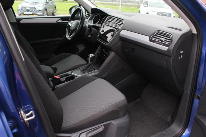 Volkswagen Tiguan II Рестайлинг с пробегом 2021 года, цена 2 745 000 рублей, 92730 км, внедорожник, Автокод Объявления