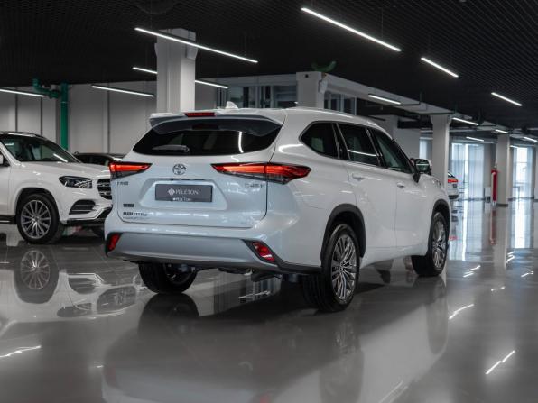 Toyota Highlander IV (XU70) с пробегом 2026 года, цена 5 950 000 рублей, 13 км, внедорожник, Автокод Объявления