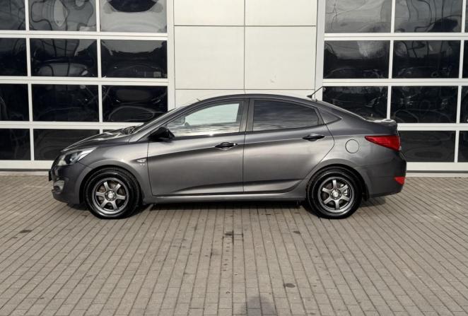 Hyundai Solaris I с пробегом 2014 года, цена 880 000 рублей, 143043 км, седан, Автокод Объявления