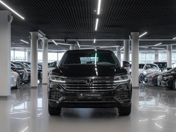 Volkswagen Touareg III Рестайлинг с пробегом 2024 года, цена 9 750 000 рублей, 29732 км, внедорожник, Автокод Объявления