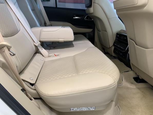 Toyota Land Cruiser 300 Series с пробегом 2021 года, цена 10 999 000 рублей, 76350 км, внедорожник, Автокод Объявления
