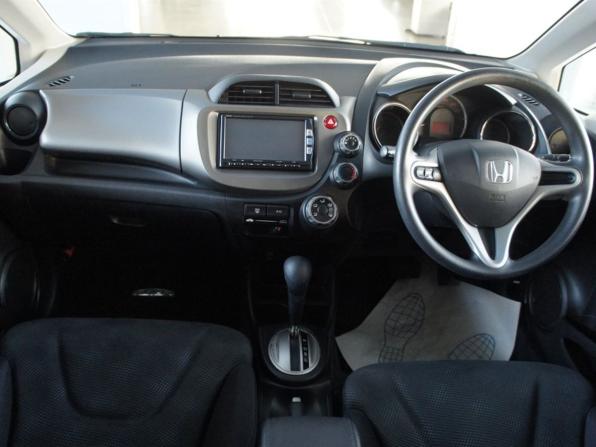Honda Fit II с пробегом 2012 года, цена 899 000 рублей, 99000 км, хэтчбек, Автокод Объявления