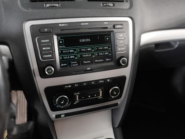Skoda Octavia II (A5) Рестайлинг с пробегом 2011 года, цена 799 000 рублей, 179139 км, лифтбек, Автокод Объявления