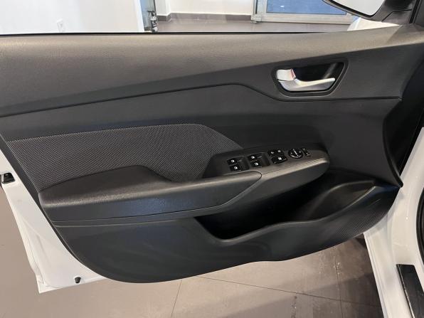 Hyundai Solaris II Рестайлинг с пробегом 2022 года, цена 1 700 000 рублей, 86046 км, седан, Автокод Объявления