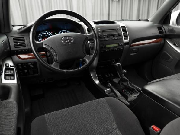 Toyota Land Cruiser Prado 120 Series Рестайлинг с пробегом 2008 года, цена 1 990 000 рублей, 220469 км, внедорожник, Автокод Объявления