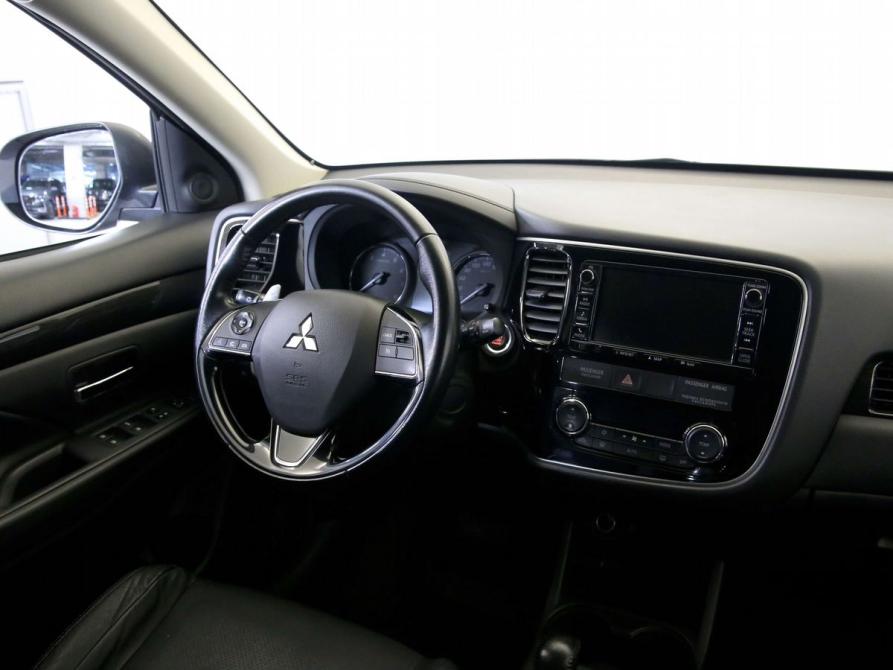 Mitsubishi Outlander III Рестайлинг 2 Санкт-Петербург  - изображение 14