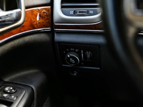 Jeep Grand Cherokee IV (WK2) с пробегом 2012 года, цена 1 590 000 рублей, 206362 км, внедорожник, Автокод Объявления