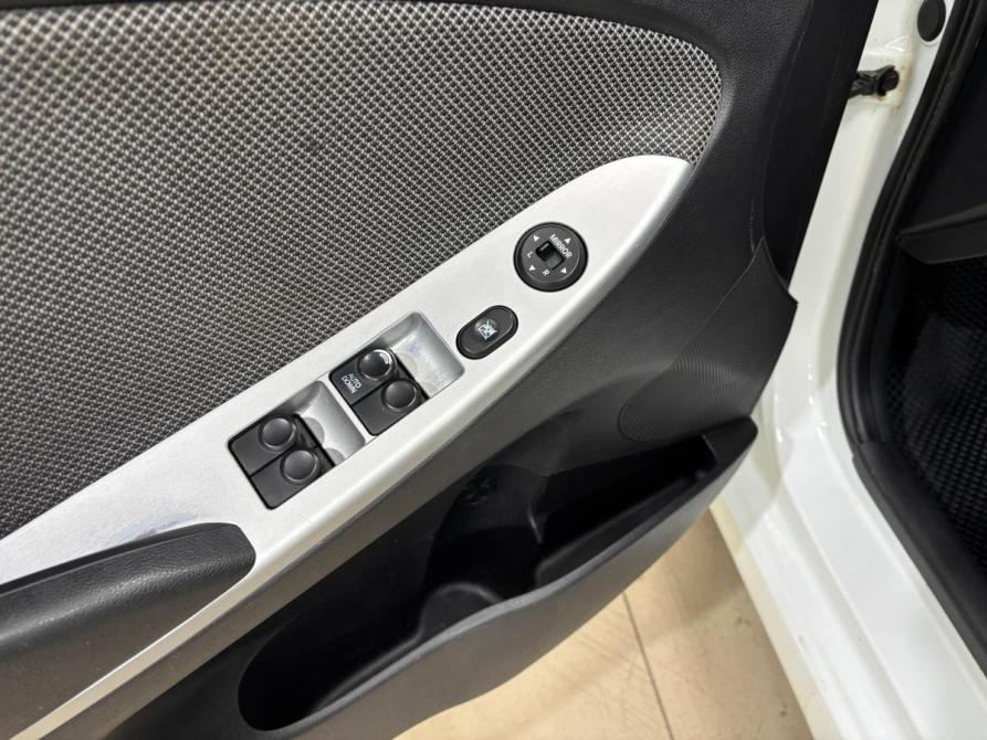 Hyundai Solaris I Альметьевск  - изображение 11