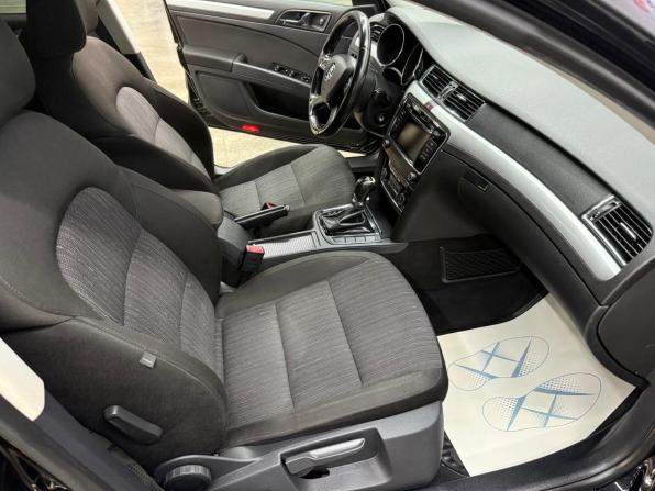 Skoda Superb II Рестайлинг с пробегом 2014 года, цена 980 000 рублей, 262601 км, лифтбек, Автокод Объявления