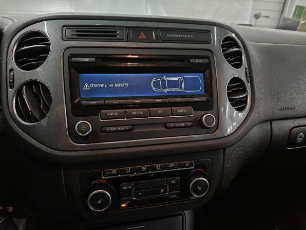 Volkswagen Tiguan I Рестайлинг с пробегом 2011 года, цена 1 363 000 рублей, 157567 км, внедорожник, Автокод Объявления