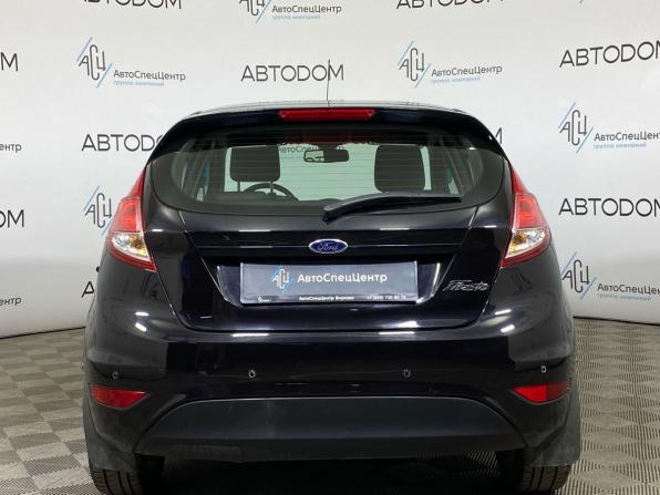 Ford Fiesta Mk6 Рестайлинг с пробегом 2016 года, цена 829 000 рублей, 134784 км, хэтчбек, Автокод Объявления