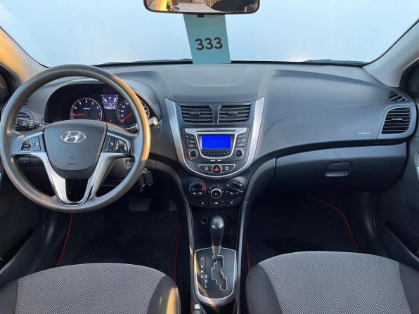 Hyundai Solaris I с пробегом 2012 года, цена 550 000 рублей, 290000 км, седан, Автокод Объявления