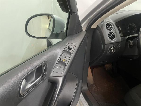 Volkswagen Tiguan I Рестайлинг с пробегом 2014 года, цена 1 300 000 рублей, 167453 км, внедорожник, Автокод Объявления