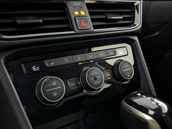 Volkswagen Taos I с пробегом 2021 года, цена 2 650 000 рублей, 62147 км, внедорожник, Автокод Объявления