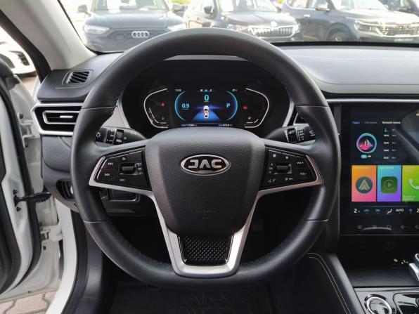 JAC J7 I с пробегом 2023 года, цена 1 029 000 рублей, 117289 км, лифтбек, Автокод Объявления
