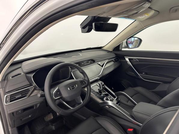 Geely Atlas Pro с пробегом 2024 года, цена 2 297 000 рублей, 8469 км, внедорожник, Автокод Объявления