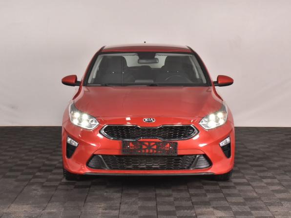 Kia Ceed III с пробегом 2018 года, цена 935 000 рублей, 97222 км, хэтчбек, Автокод Объявления