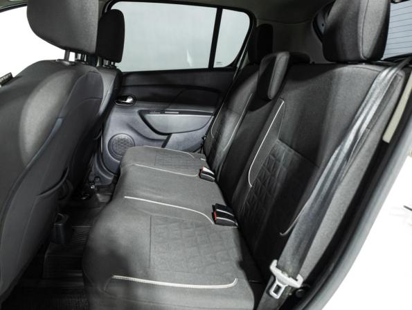 Renault Sandero II Рестайлинг с пробегом 2018 года, цена 949 700 рублей, 147352 км, хэтчбек, Автокод Объявления