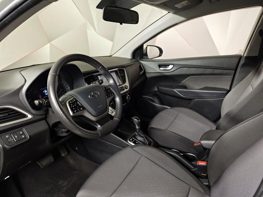 Hyundai Solaris II Москва  - изображение 18