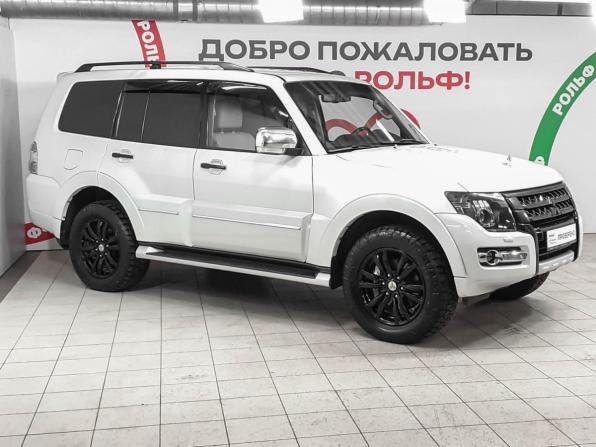 Mitsubishi Pajero IV Рестайлинг 2 с пробегом 2019 года, цена 3 660 000 рублей, 35948 км, внедорожник, Автокод Объявления