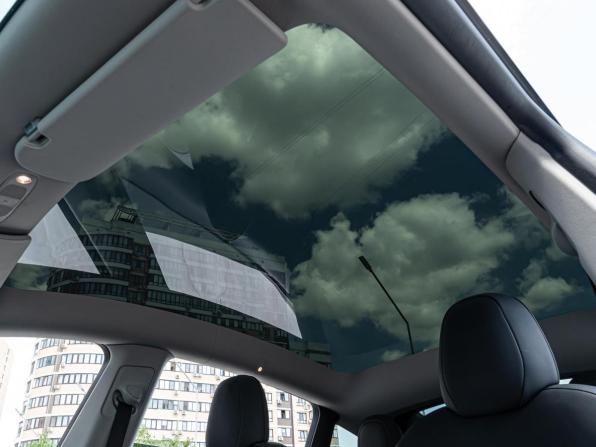 Tesla Model Y I с пробегом 2021 года, цена 4 330 000 рублей, 36209 км, внедорожник, Автокод Объявления