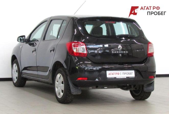 Renault Sandero II с пробегом 2017 года, цена 550 000 рублей, 175139 км, хэтчбек, Автокод Объявления