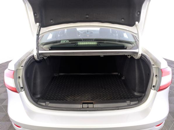 Renault Fluence I Рестайлинг с пробегом 2015 года, цена 1 200 000 рублей, 55743 км, седан, Автокод Объявления