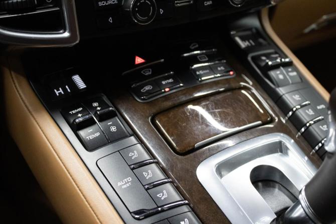 Porsche Cayenne II (958) с пробегом 2014 года, цена 3 099 000 рублей, 162240 км, внедорожник, Автокод Объявления