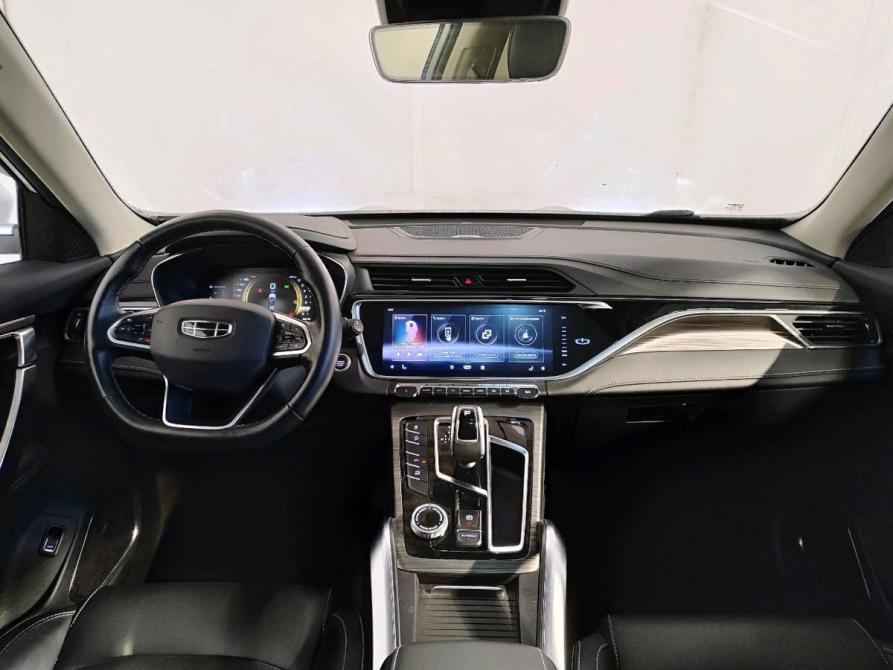 Geely Atlas Pro Москва  - изображение 5