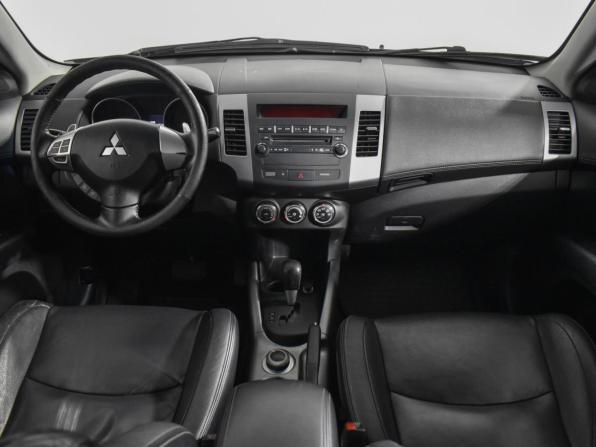 Mitsubishi Outlander II Рестайлинг с пробегом 2011 года, цена 754 000 рублей, 296186 км, внедорожник, Автокод Объявления