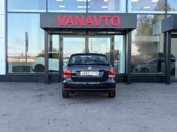 Volkswagen Polo V Рестайлинг с пробегом 2016 года, цена 985 000 рублей, 147569 км, седан, Автокод Объявления