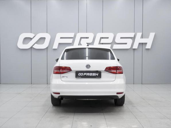 Volkswagen Jetta VI Рестайлинг с пробегом 2015 года, цена 1 299 000 рублей, 150413 км, седан, Автокод Объявления