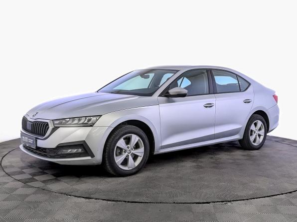 Skoda Octavia IV (A8) с пробегом 2021 года, цена 1 965 000 рублей, 145049 км, лифтбек, Автокод Объявления